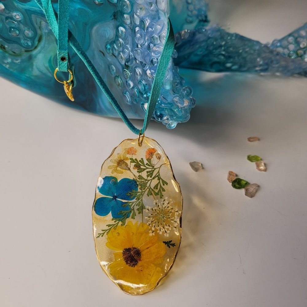 Pressed Flower Necklace, pendant, jewelry Handmade